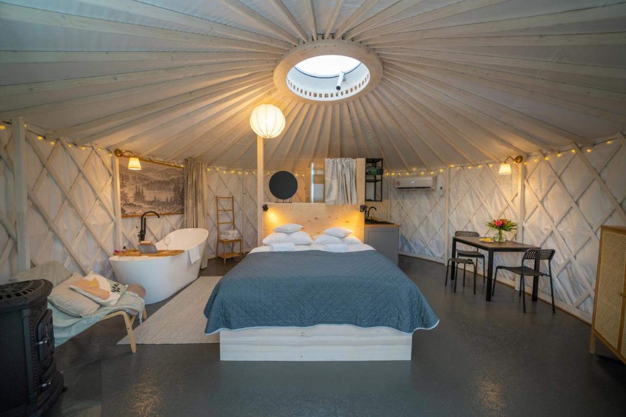Izera Glamping Adults - Luksusowe Jurty&Spa Gajowka  외부 사진