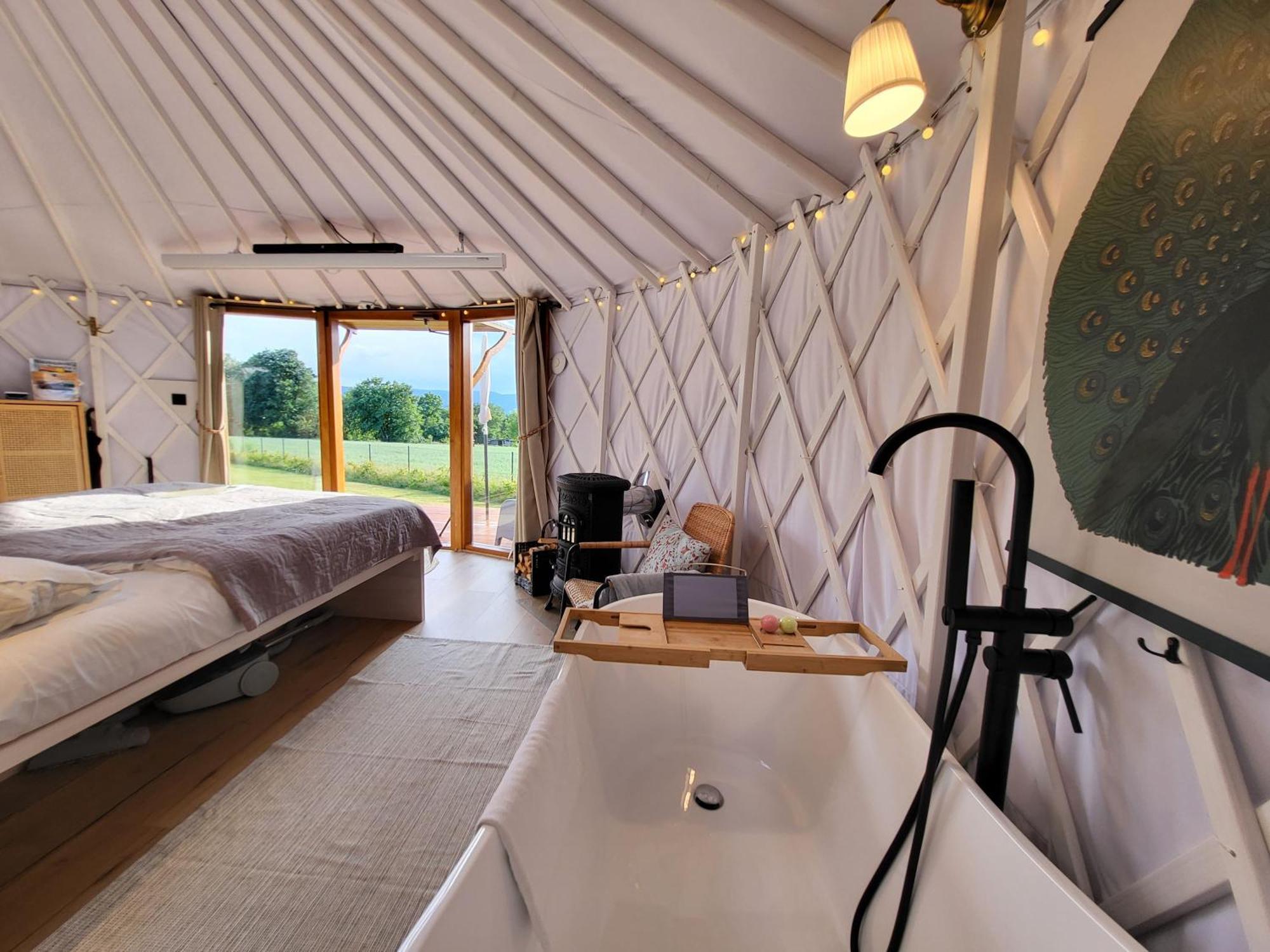 Izera Glamping Adults - Luksusowe Jurty&Spa Gajowka  외부 사진